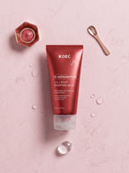 Mascarilla nocturna KOEC — textura rosa y cuchara dosificadora